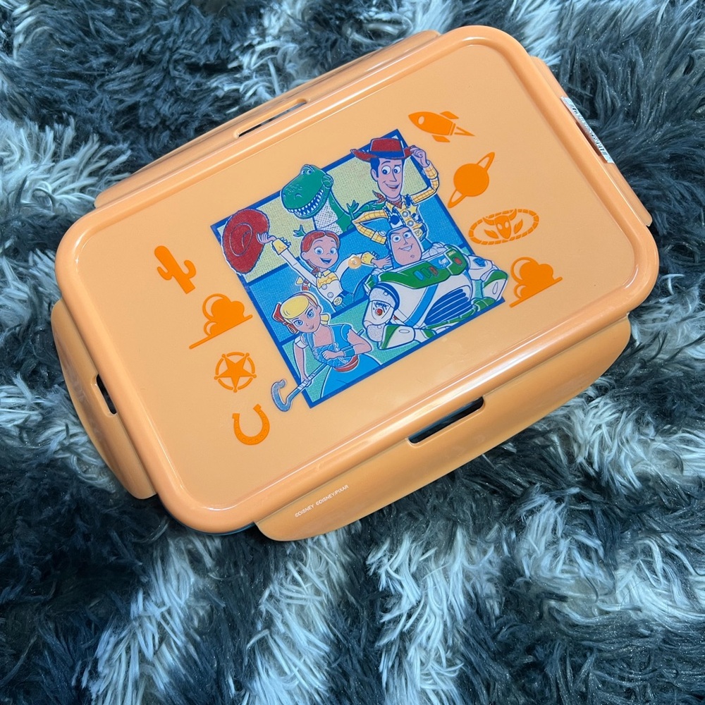 Disney Toy Story Lunch Container Silicone Expandable NWT